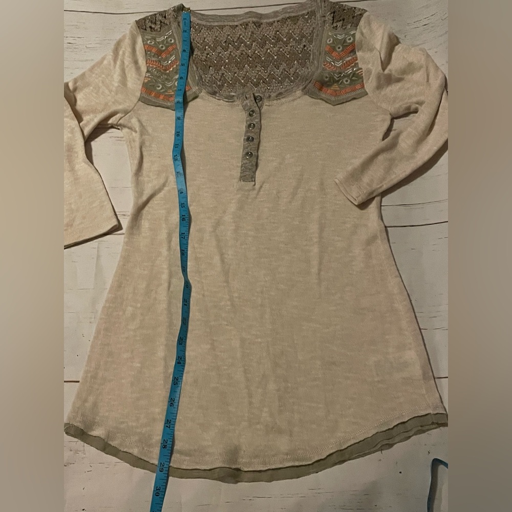 Miss Me Womens Shirt cream Embellished Henley Crochet Long Sleeve Top Medium - Picture 7 of 9
